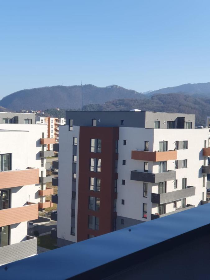 Studio 70 Brasov Luaran gambar